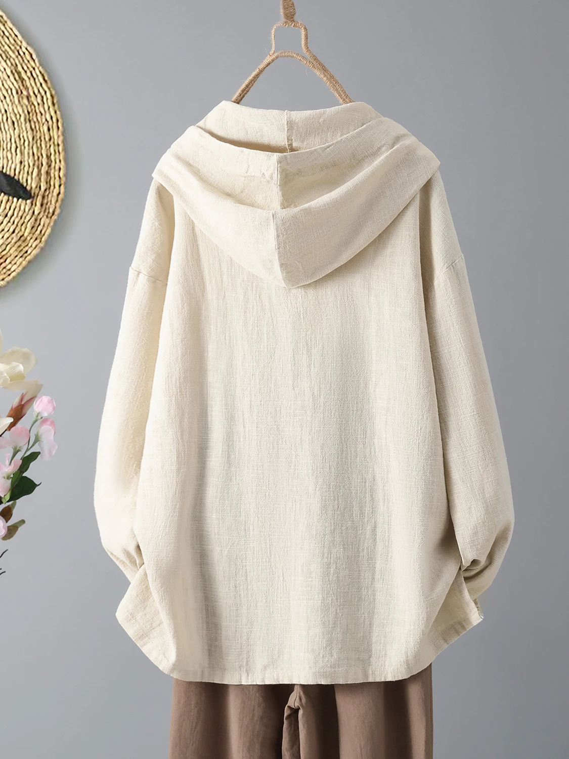 Hoodie Katun Linen Kancing Retro Ukuran Besar Pakaian Kasual Artistik Wanita Musim Gugur Nyaman Dipakai Sweatirt