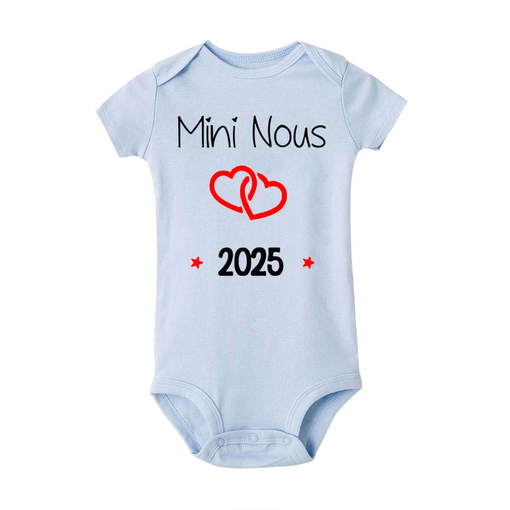 Mini Nous 2025 Print Baby Bodysuit Pregnancy Announcement Outfit Newborn Short Sleeve Romper Toddler Jumpsuit Infant Shower Gift