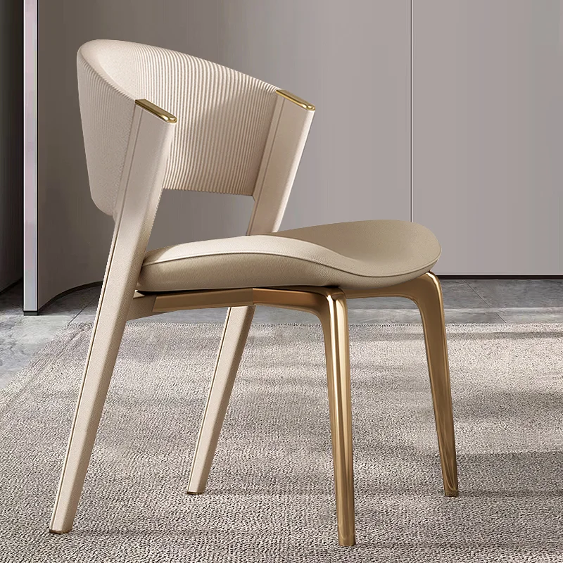 

Стул для ресторана и отеля JC Upscale Modern: золотой, из палисандра, с разноцветной кожаной подушкой, дизайнерский