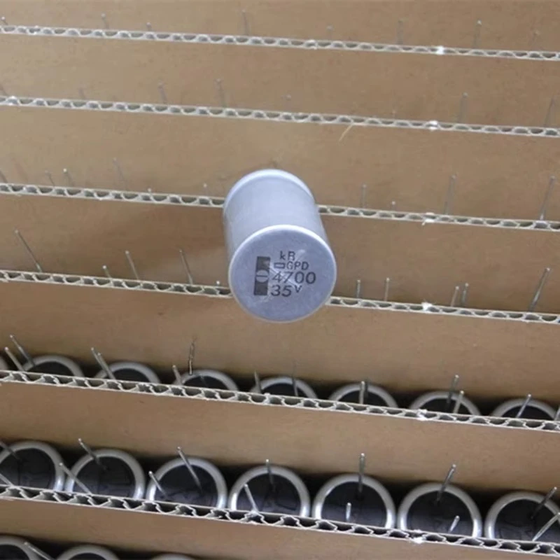 (2 Buah) 4700uf35v NIPPON CHEMI-CON GPD 35v 4700uF Kapasitor Tetap Kapasitor Elektrolit Aluminium Tahan Suhu Tinggi