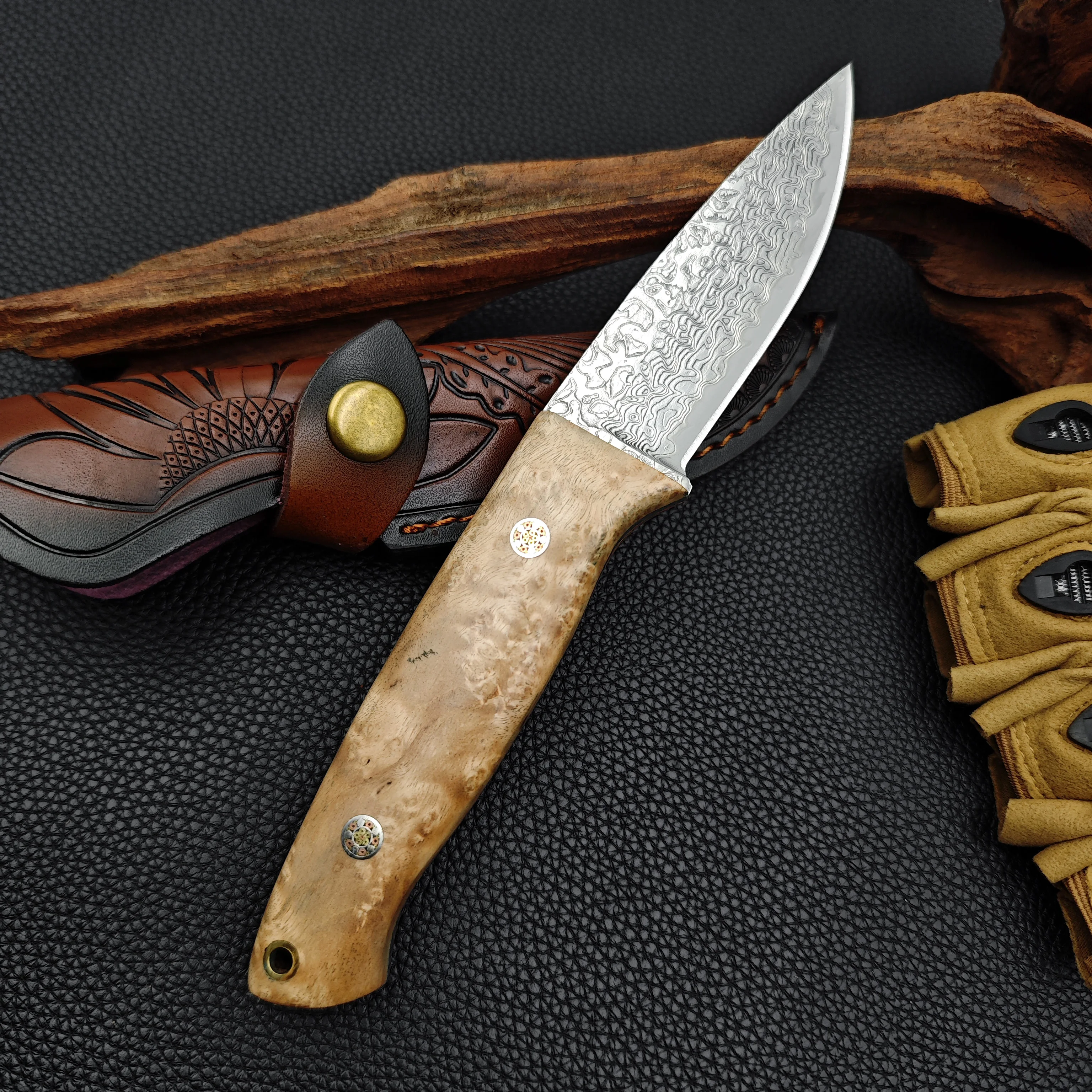 

Damascus Steel Outdoor Camping Kitchen Utility Knife Hunting knife for cutting meat Fixed blade knife with stable wooden handle