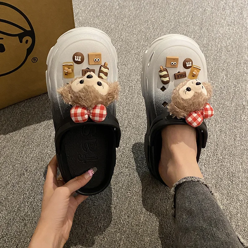 Cartoon Cute Duffy Bear Clogs/Shoes for Women\'s Summer New Outwear with Elevated Thick Sole Slides Gradient Covered-Toe Slippers