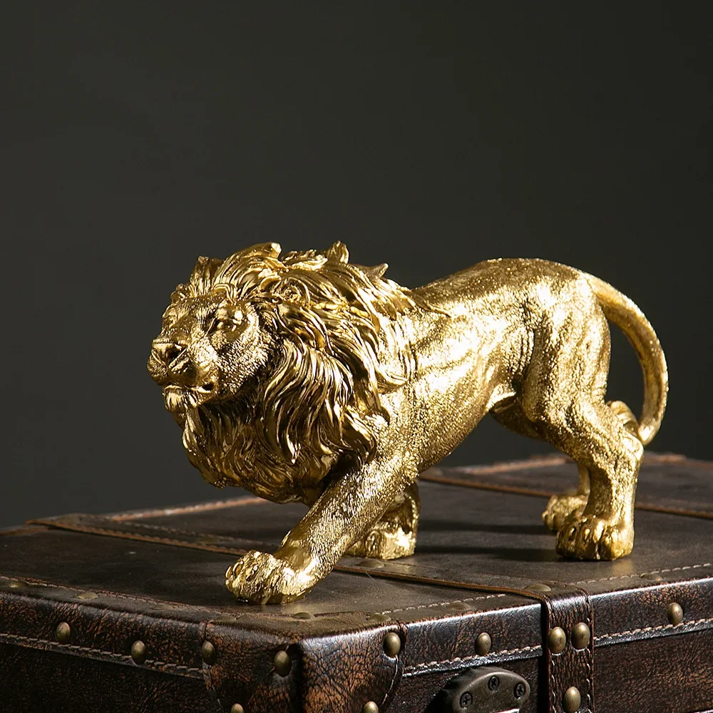 Resin Golden Lion King Statue Decorative Figurines for Desktop Fengshui Animal Ornaments Home Living Room Office Desk Decor