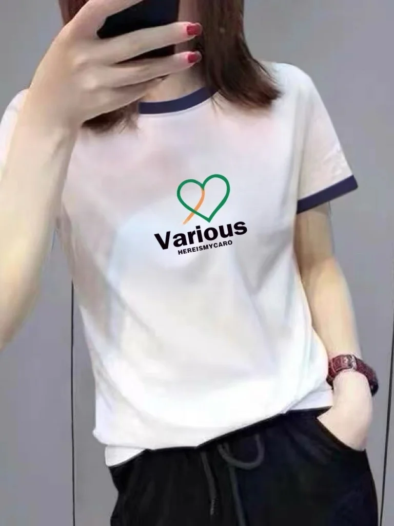 

Женская футболка Mom's Fashion Midlife 2026: Новинка, цветные блоки, воротник, короткий рукав, свободный крой, круглый вырез, принт, повседневный стиль