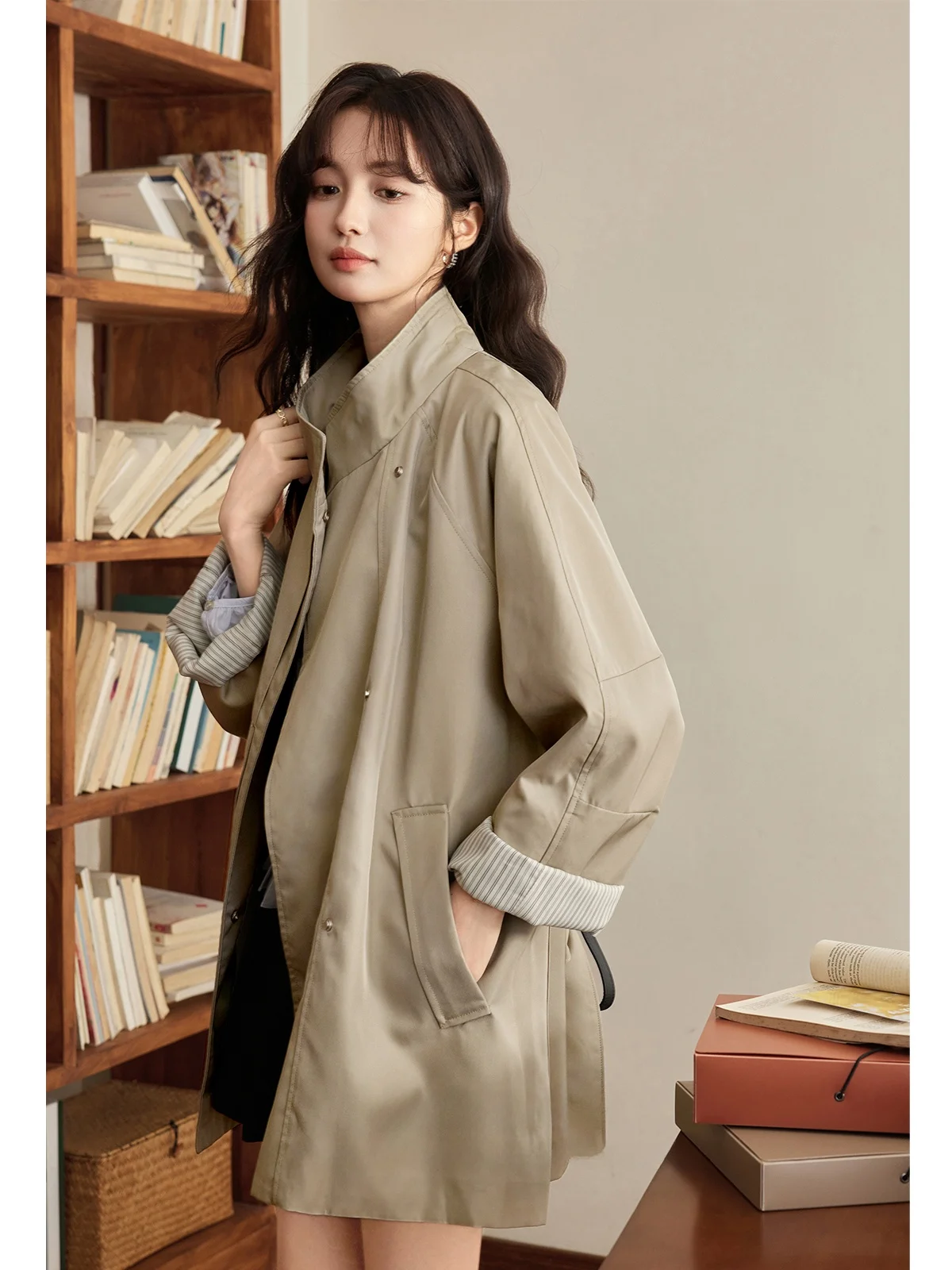 

ort i Color Women's Windbreaker Jaet Autumn Winter New Sle Loose Fit Regular Sve Long Sve Stand Collar Pure Color