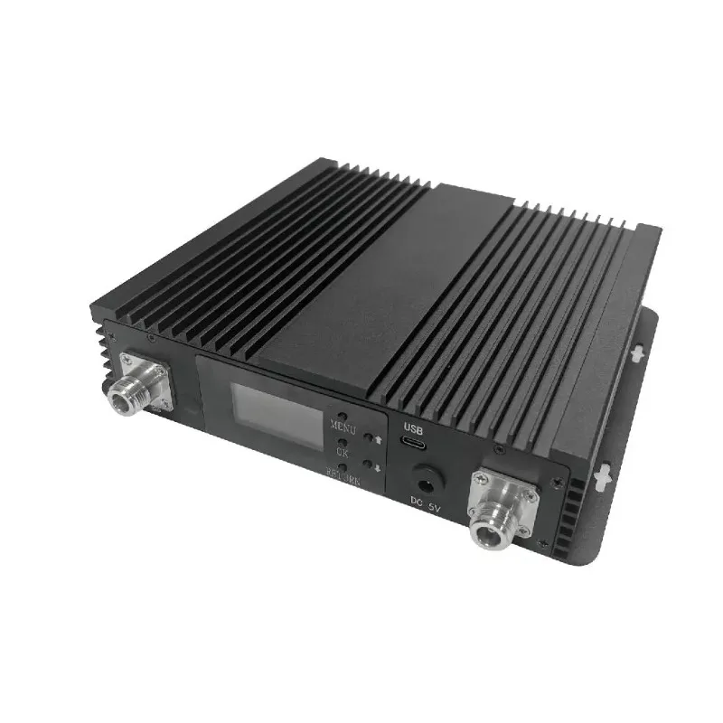 Tri Band Digital Selective Repeater 900MHz 1800MHzBandwidth And Gain Adjustment for Enhanced Signal Reception