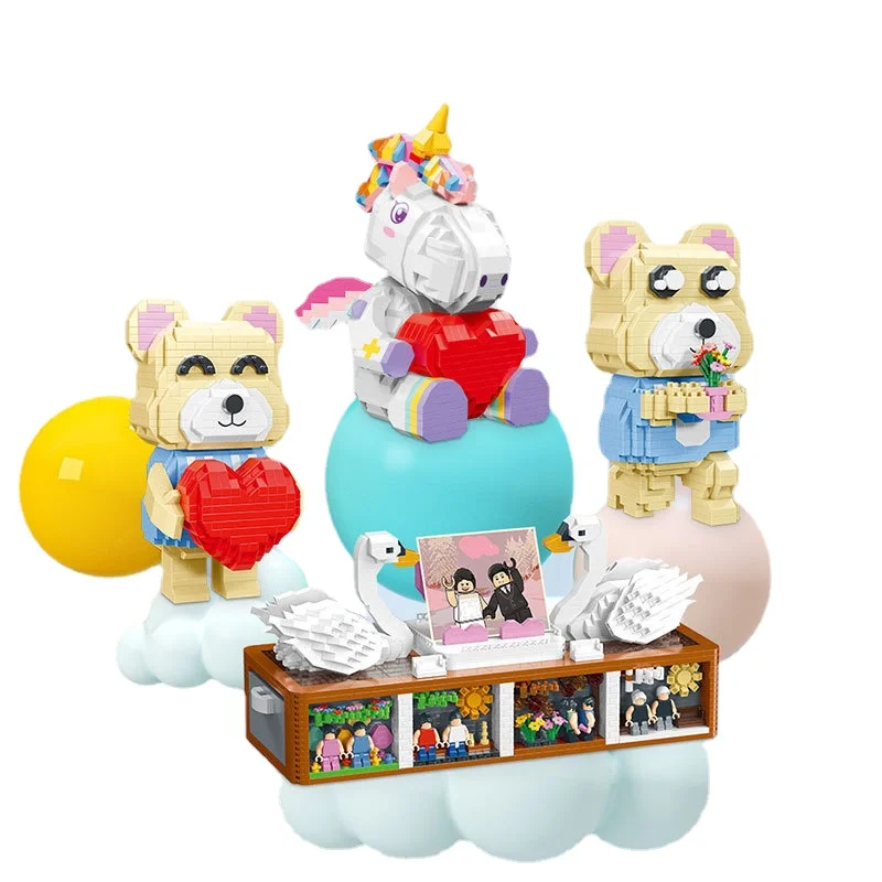 Moyu Mini Blocks Birthday Wedding Valentines Day LOVE Cartoon Bear Building Bricks Toys for Children Gifts with Display Box