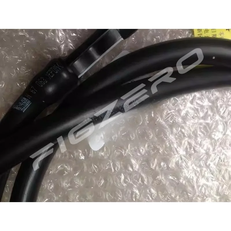 Genuine Front Headlight Spray Hose Assembly Headlamp Washing Rubber Pipe for Buick GL8S 2011-2016 9043294