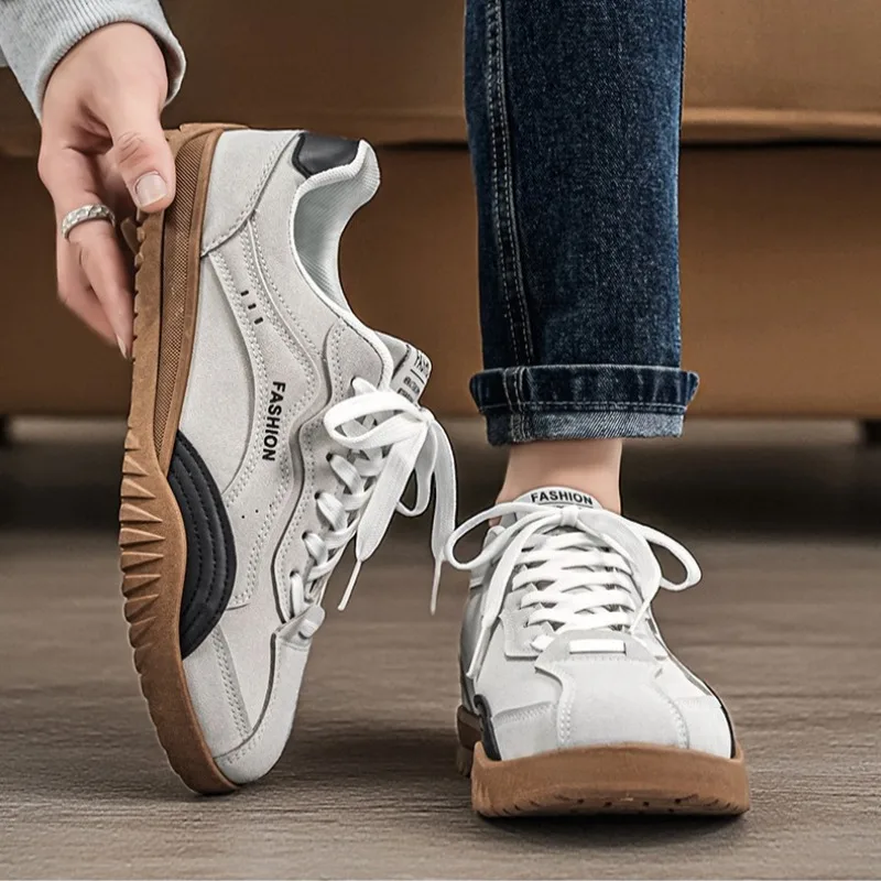 2026 Spring New Comfortable Casual Men's Sport Shoes Fashion Soft Sole Board Shoes for Man Casual Breathable Versatile Man Shoes