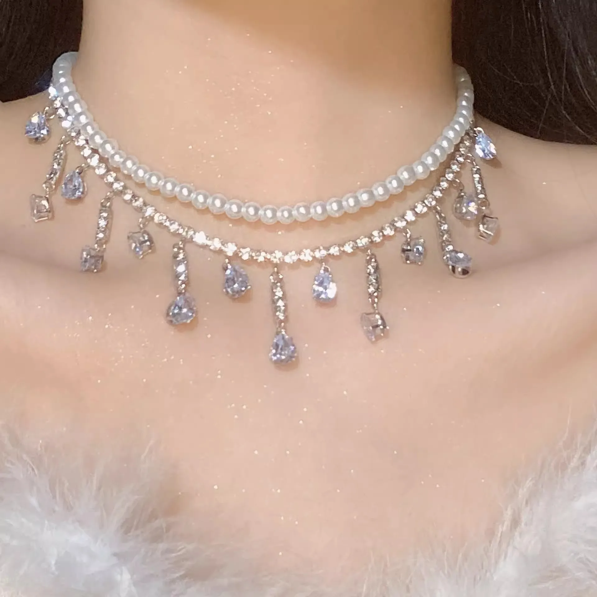 

Luxury Rhinestone Crystal Chokers Necklaces For Women Multilayer Imitation Pearl Chain Necklace For Party Wedding Jewelry