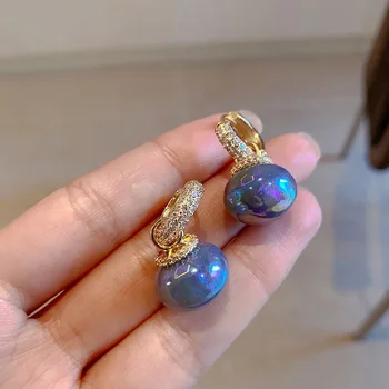 Versão coreana de alta qualidade novo atmosférico um dois usar colorido pérola azul círculo orelha botão design eardrop para meninas.