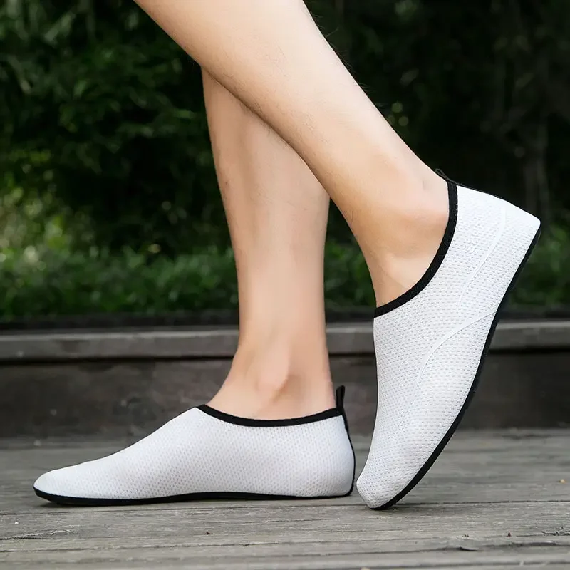 New Men's Summer Mesh Slip-On Big Size Beach Swimming Shoes Soft Sole Non-Slip Breathable Yoga Fitness Shoes Water Shoes