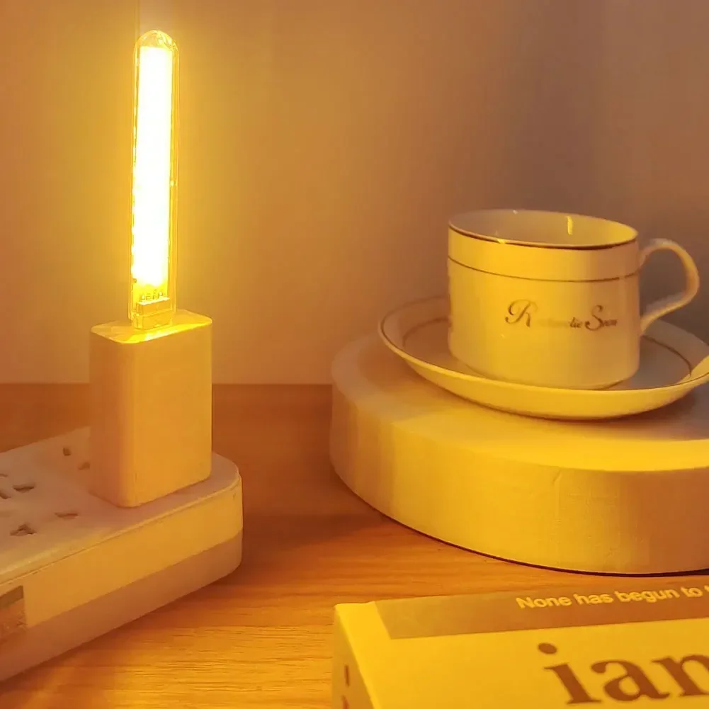 ضوء USB صغير محمول، 8 مصابيح LED ضوء دافئ توصيل في ضوء الليل، قراءة التخييم المحمولة ضوء الليل الطاقة المتنقلة