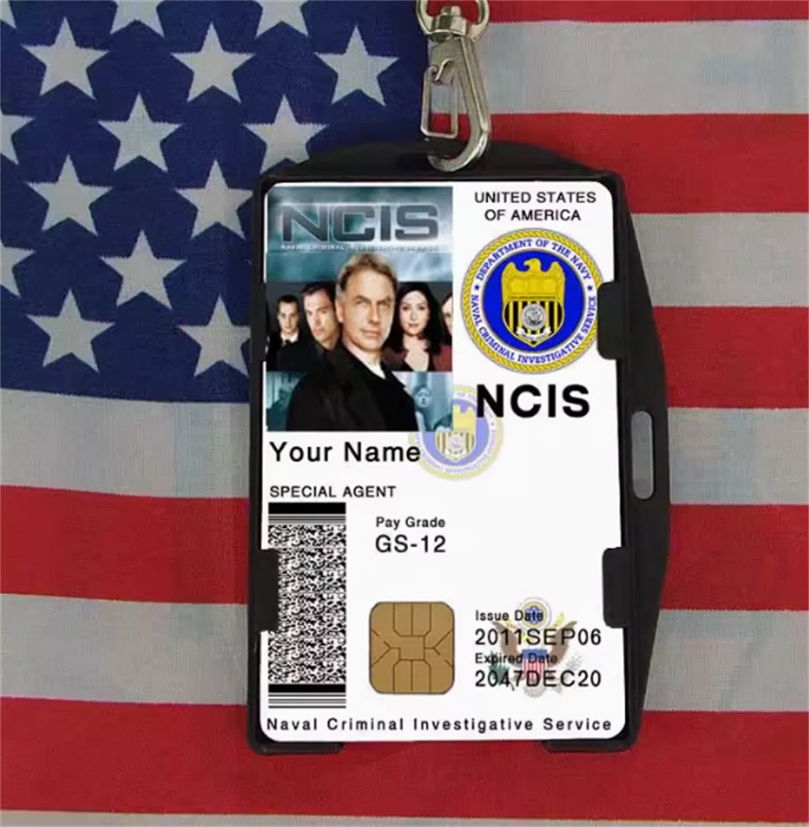 

Индивидуальные карточки COS для идентификационных реквизита NCIS в американском ТВ-сериале