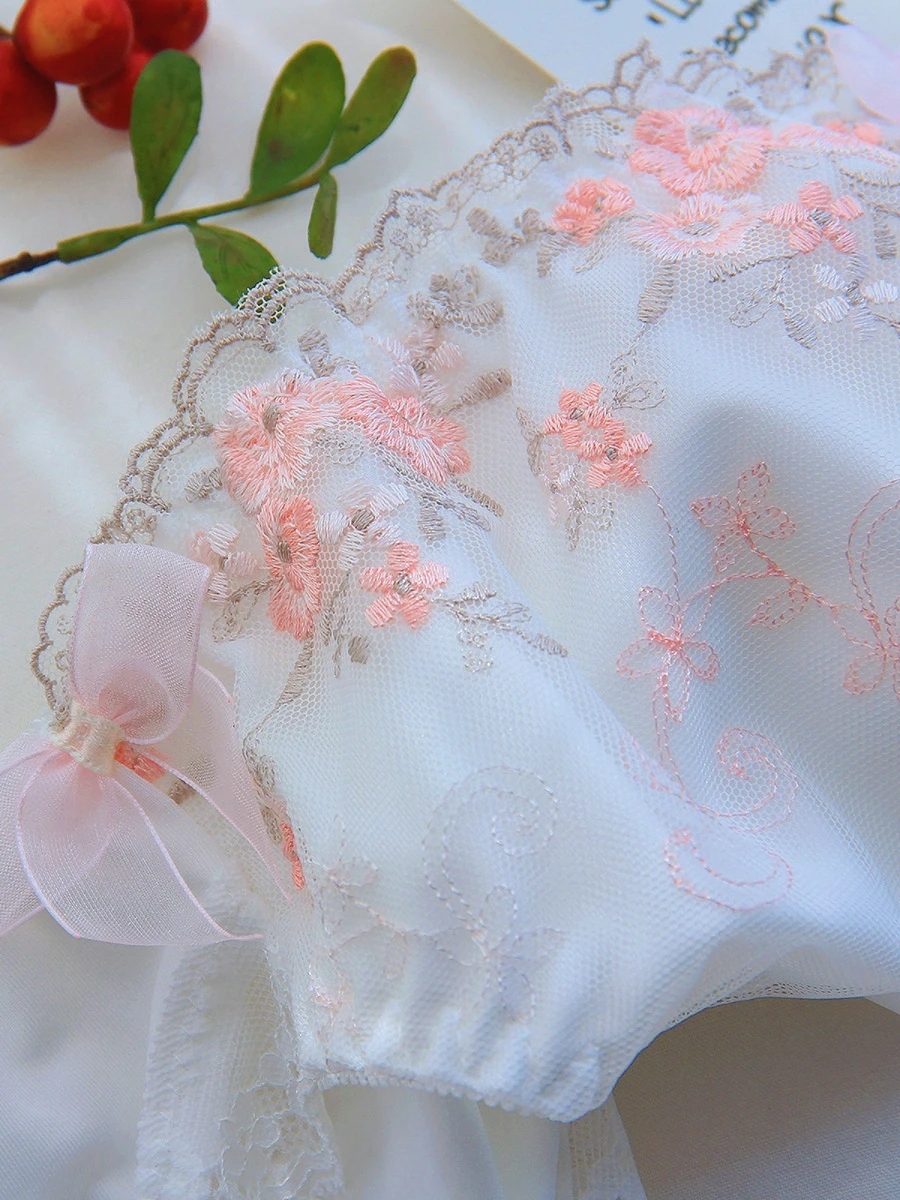 طبعة محدودة مطرزة الحليب الحرير عقدة الجنية منخفضة الخصر الملابس الداخلية النسائية الحلو Sl e سراويل