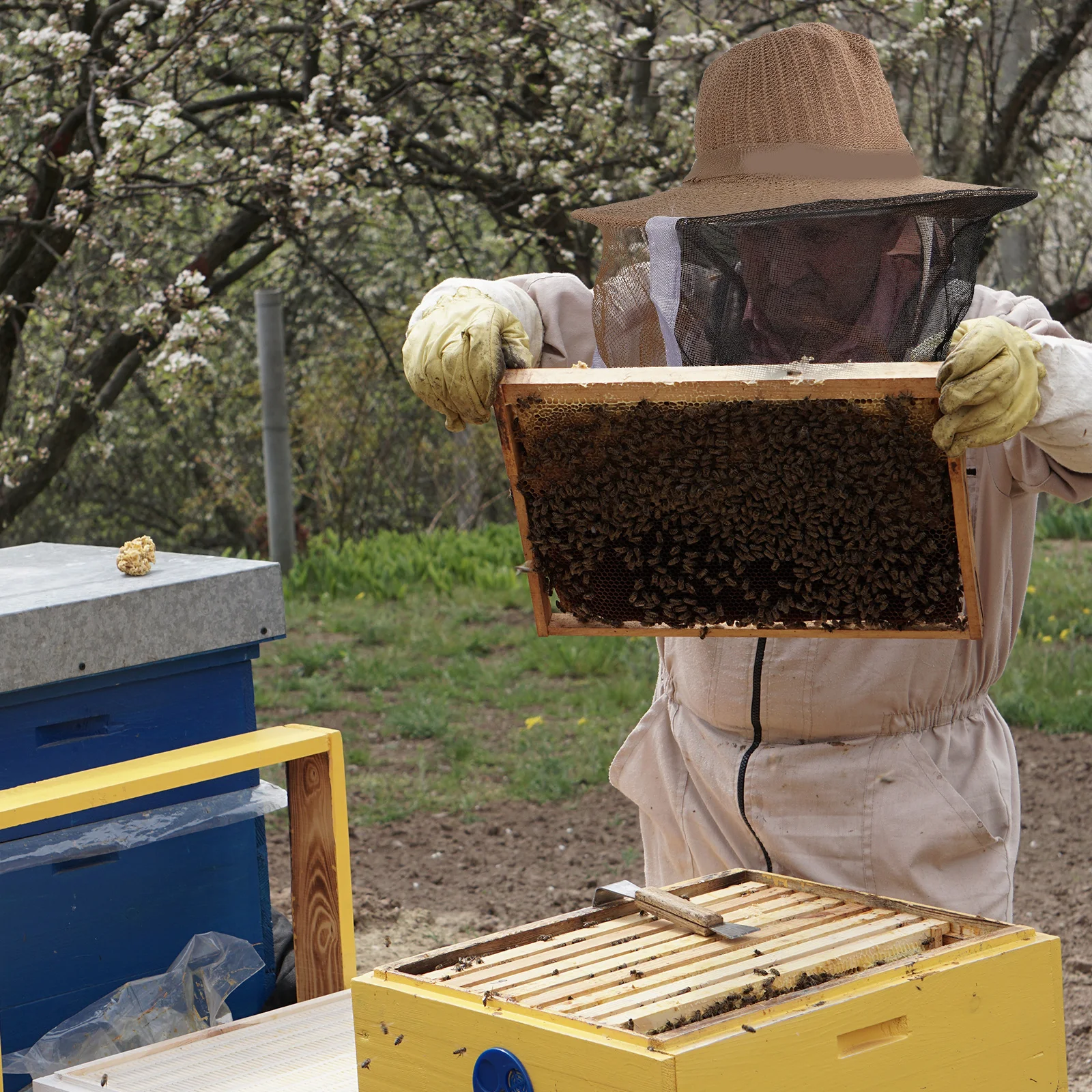 

Premium Protective Bee Hat Outdoor Face Protection Lightweight Breathable Anti- Head Net For Men Women Mosquito Beekeeping