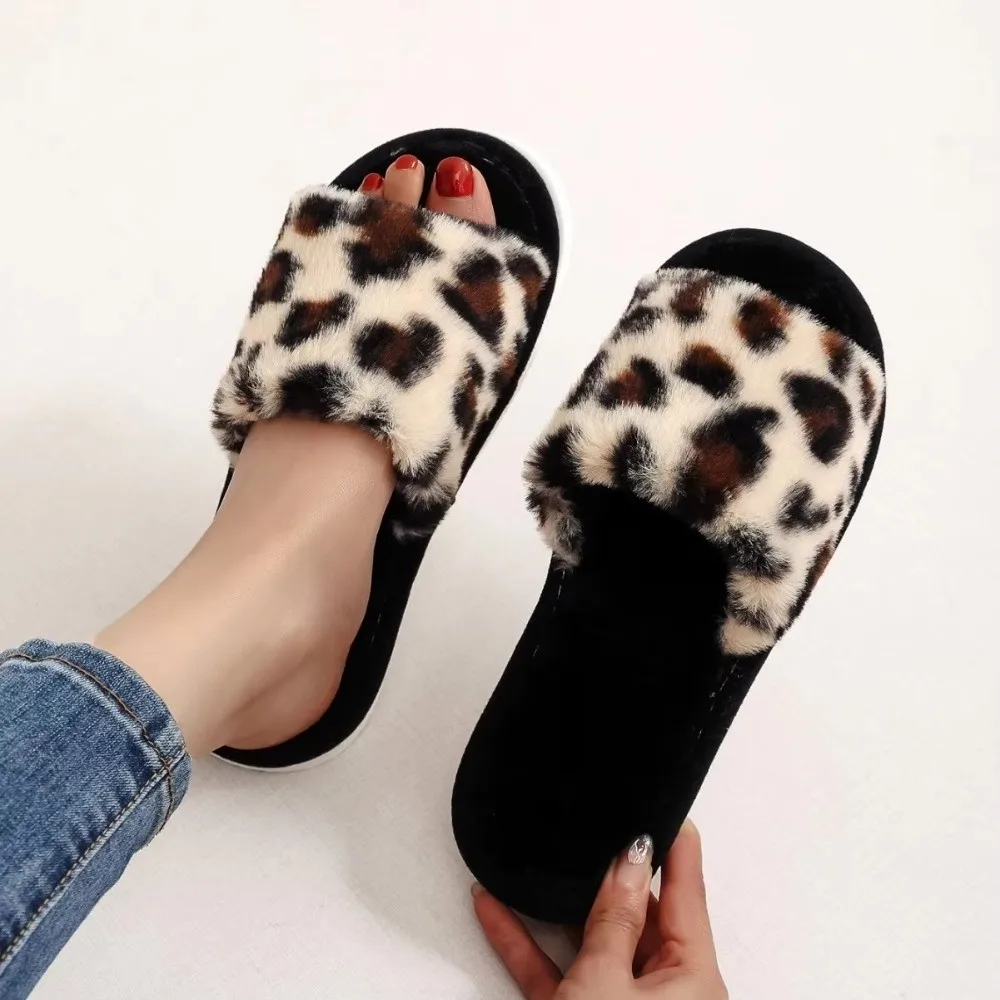 

Fashion White Fur Women's Home Slippers Warm Lightweight Slides Sandals Shoes Comfortable Casual Flat Slippers Four Seasons