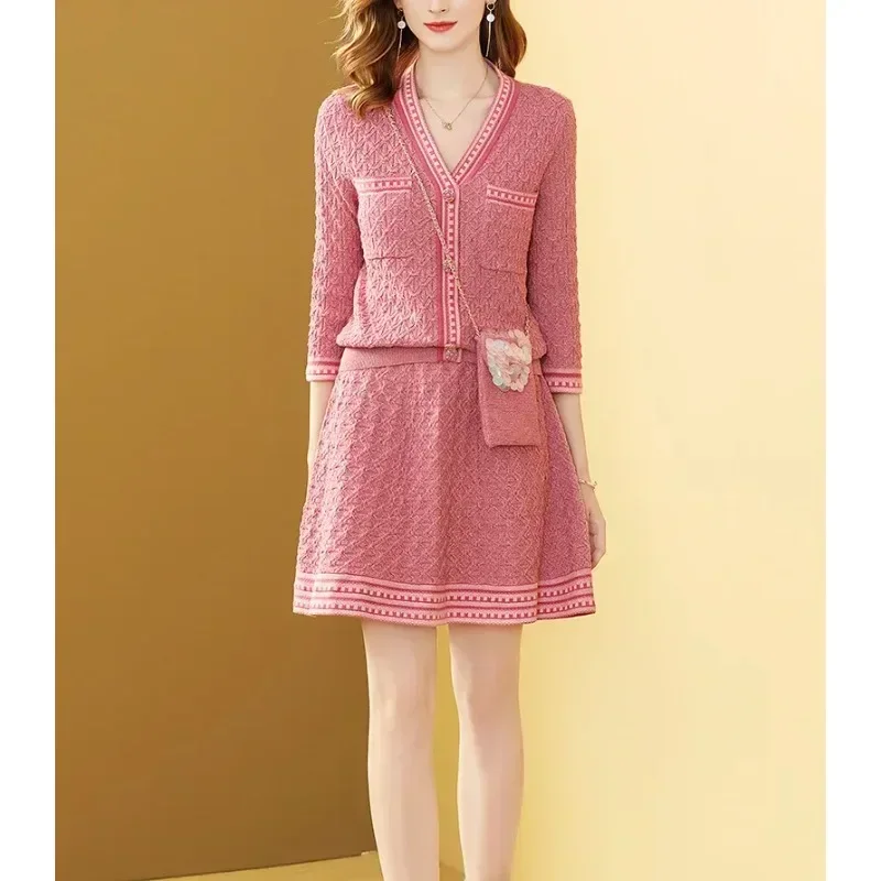 

Elegant Retro Slims Weater Suit Women New Fashion Soft Cardigan Two Piece Dress Solid Color Loose Leisure Autumn N309