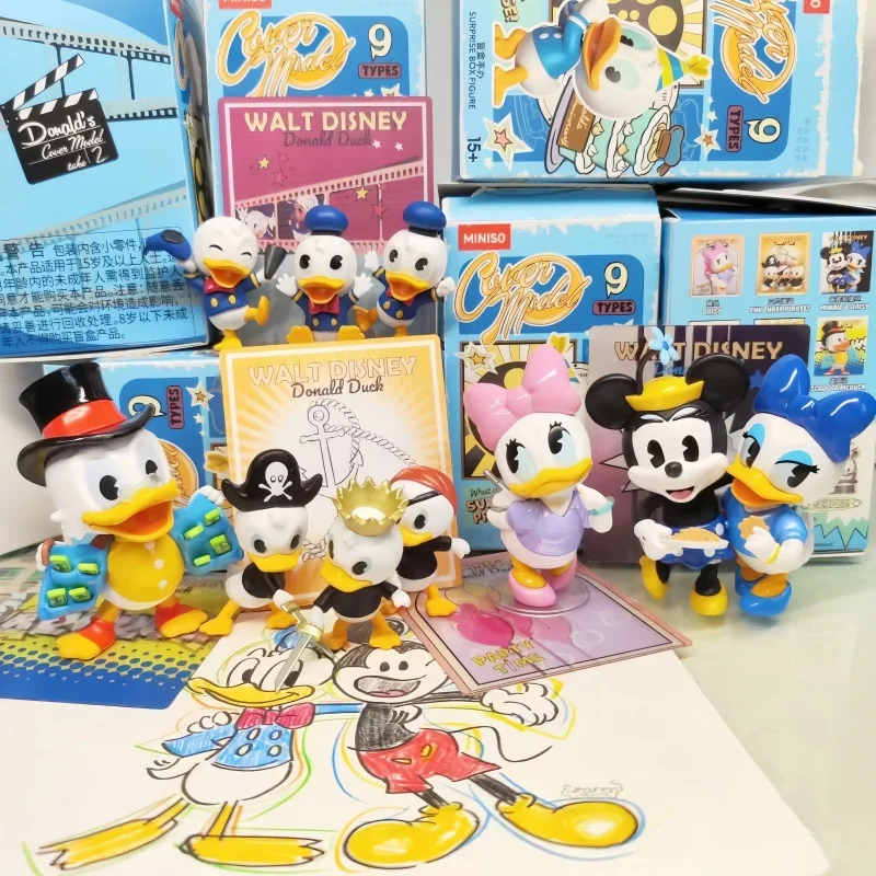 

Hot Minnie And Daisy Figure Disney Blind Box Donald Duck Cover Model Series Mystery Box Guess Bag 90th Anniversary Dolls Toy Dec