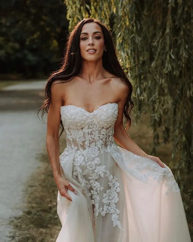 Deisgner Bohemian Wedding Dresses 2022 A Line Lace Beach Bridal Gowns Sweetheart Neck Sweep Train Country Women Marriage Party