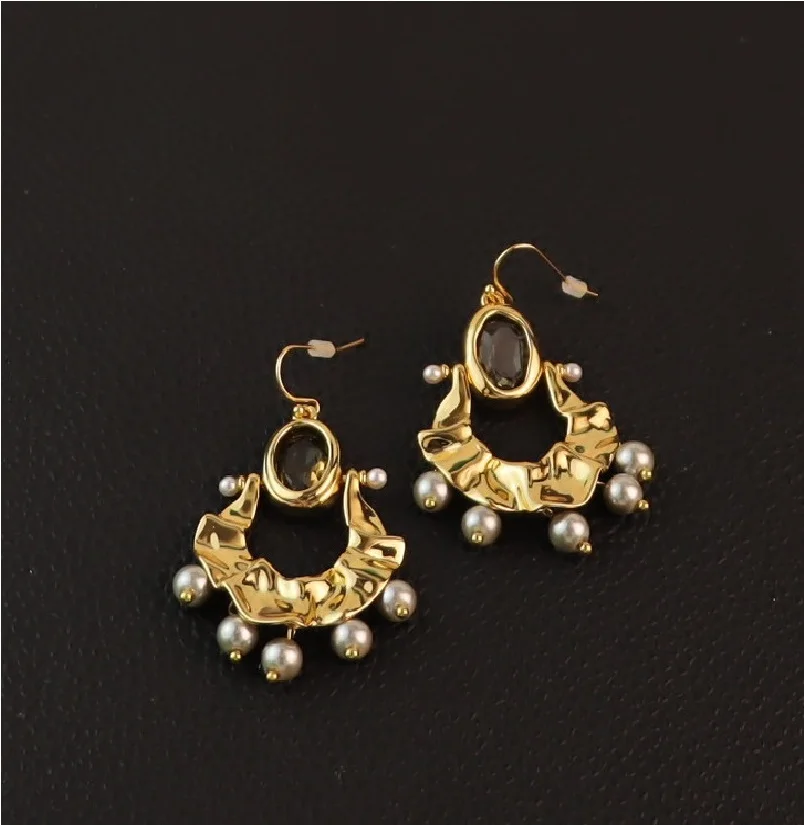 

Luxury Design Elegant Baroque Imitation Pearl Tassel Earrings Fashionable And Versatile Niche Design Earrings for Women