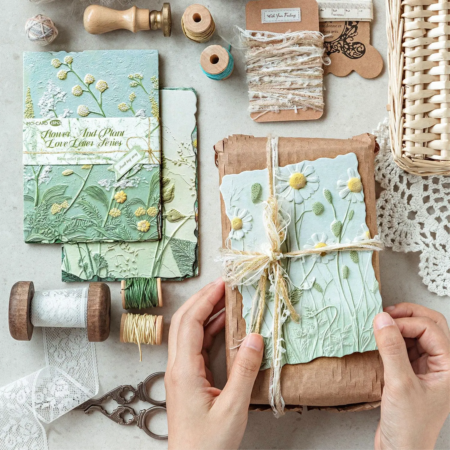 

23pcs/pack Vintage Reliefs Texture Paper DIY Scrapbooking Collage Materials Decor Junk Journal Aesthetics stationery Paper Cards