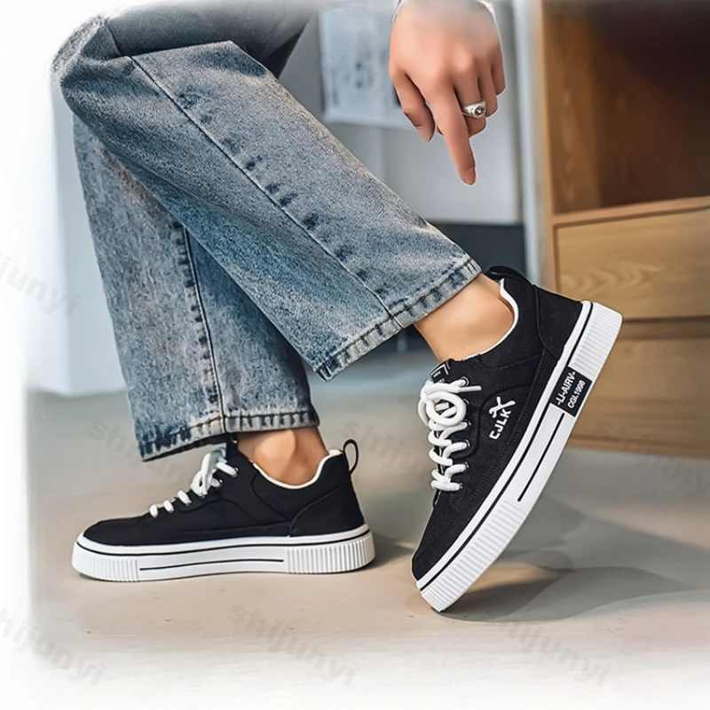

2025 New Style Men's Breathable Canvas Shoes in Spring Comfortable Casual Flat Bottlom Shoes Versatile Fashion Sports Sneakers