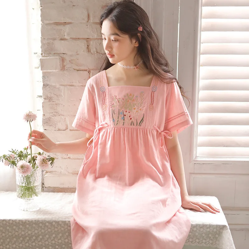 Sweet 100% Cotton Embroidery Nightgowns For Women Short Sleeve Sleepwear Vintage Princess Elegant  Loose  Home Dress