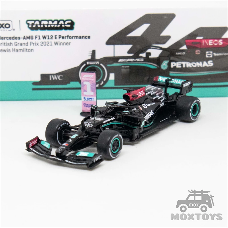 Tarmac يعمل 1:64 2021 F1 MB W12 E الأداء L. هاملتون/V.Bottas نموذج سيارة