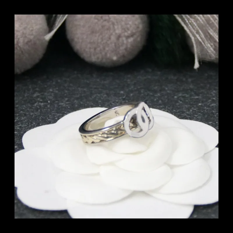 

0096 Ароматная бабушка с косой, двухцветное изысканное простое модное универсальное легкое роскошное кольцо