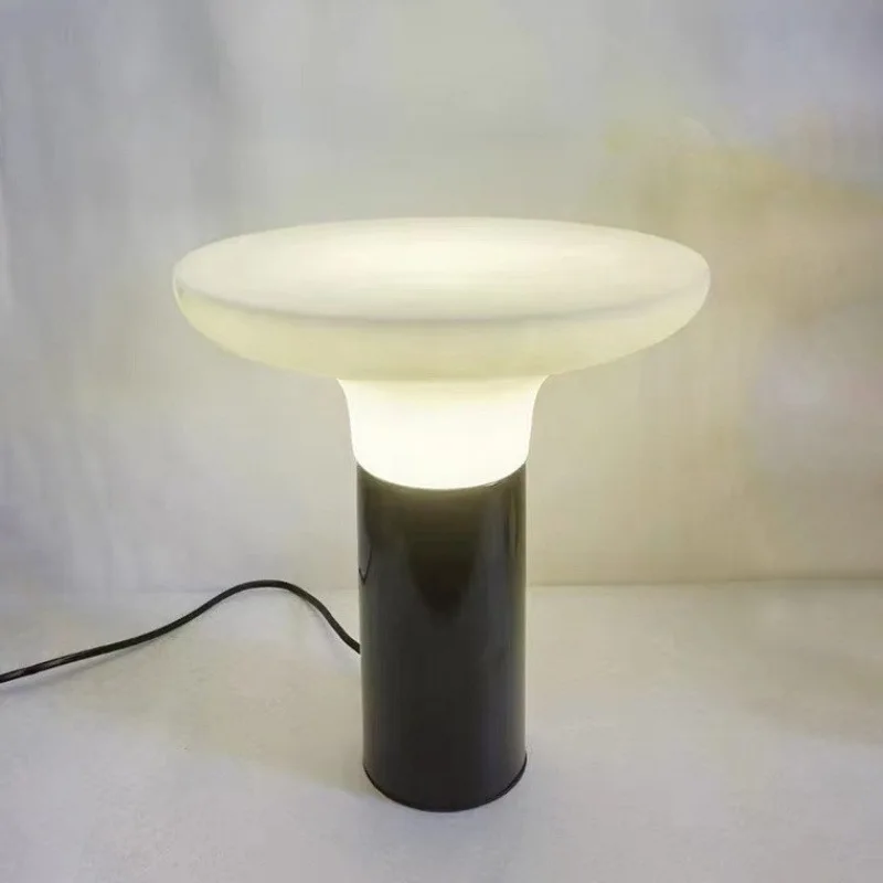 Simple imitation marble table lamp, bedroom bedside resin art table lamp