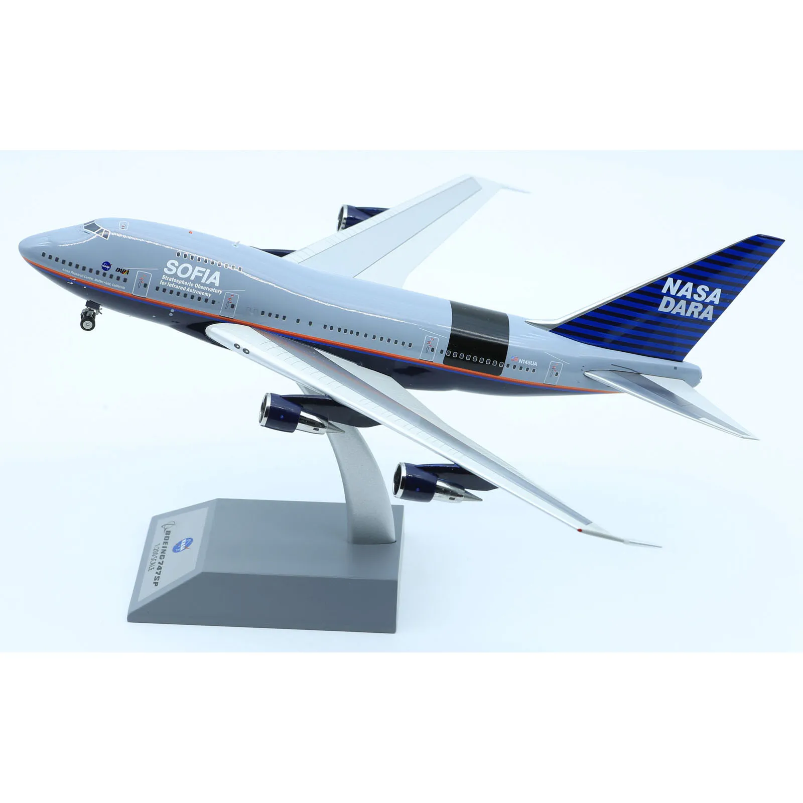 IF747SPSOFIA01 Alloy Collectible Plane Gift INFLIGHT 1:200 Boeing B747SP Diecast Aircraft Jet Model N145UA With Key Chain