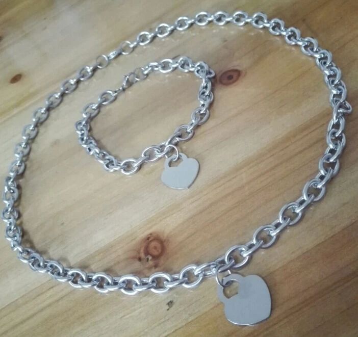 1set women\'s new stainless steel oval chain with heart charm necklace bracelet 19.6\'\' + 8\'\'