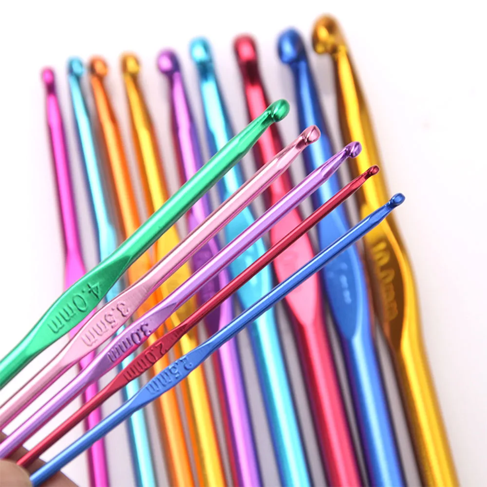 Aluminium-Häkelnadel-Set, 12 Größen, gravierte Nummer 2,0–8,0 mm, Metall-Stricknadeln, rutschfester Griff, schönes Geschenk für Strick-Anfänger