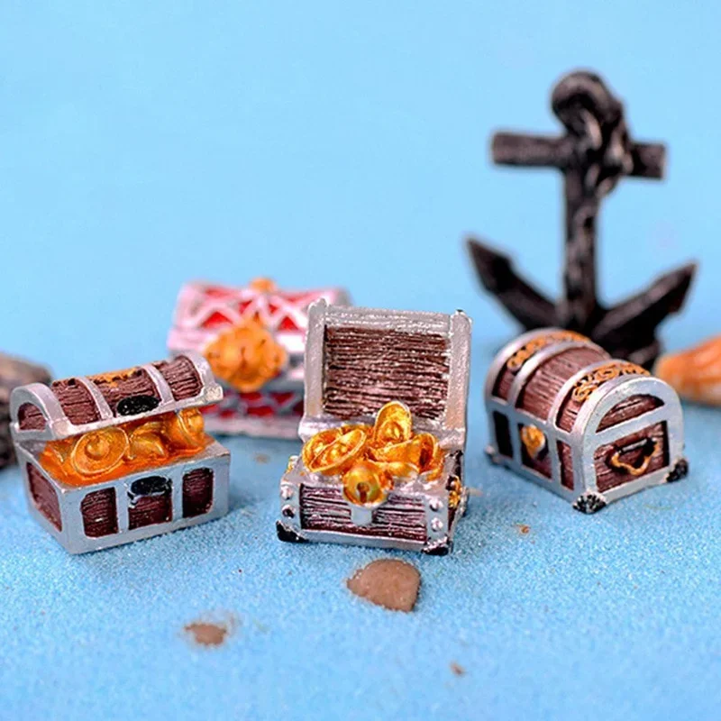 

2PCS Treasure Chest Box Antique Creative Fish Tank Aquarium Decoration Landscape Pirate Gold Coins Ornaments Resin Crafts