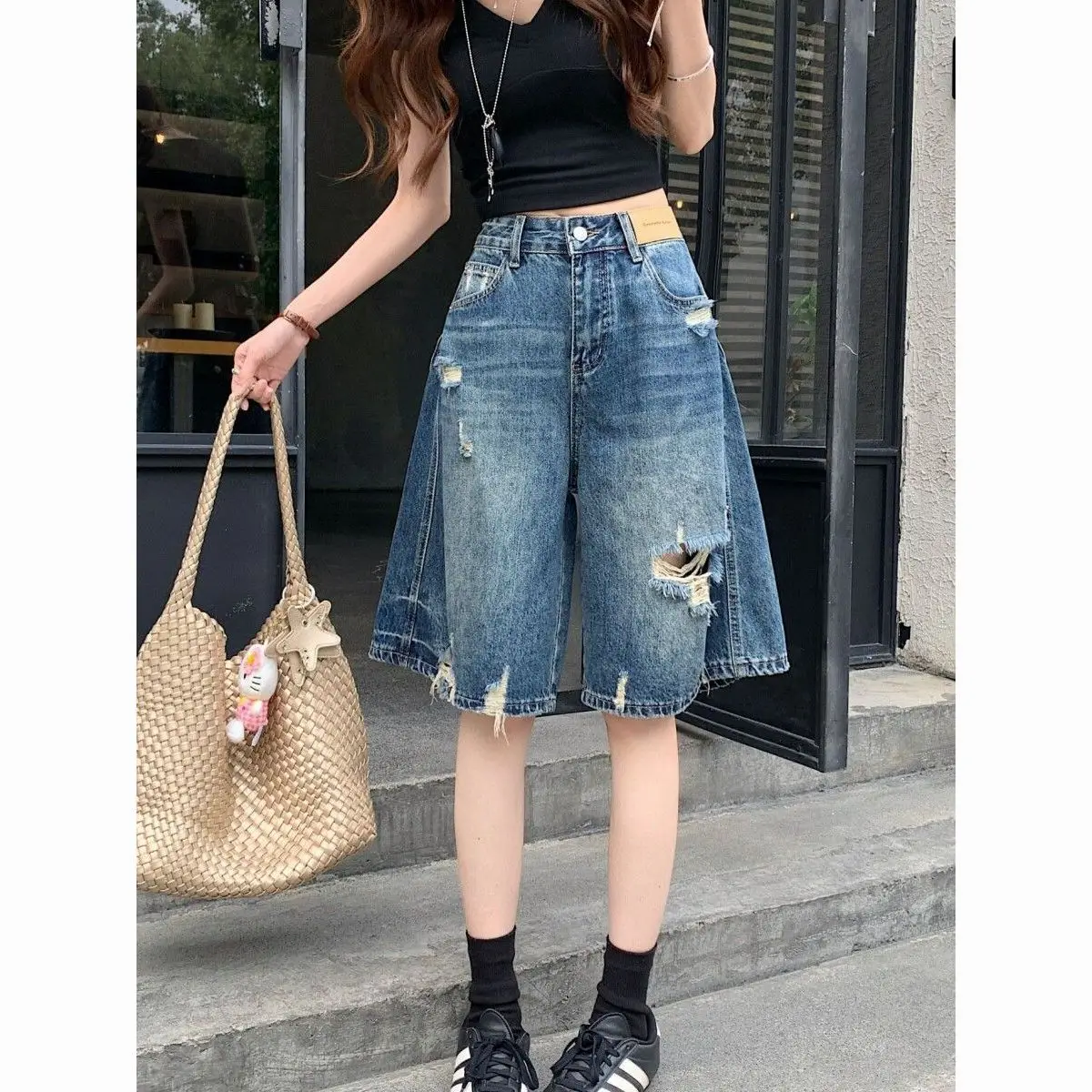 American Retro Washed Ripped Hole Jeans High-waisted Denim Shorts Women's 2026 Summer New Loose Wide-leg Knee Length Jeans Pants