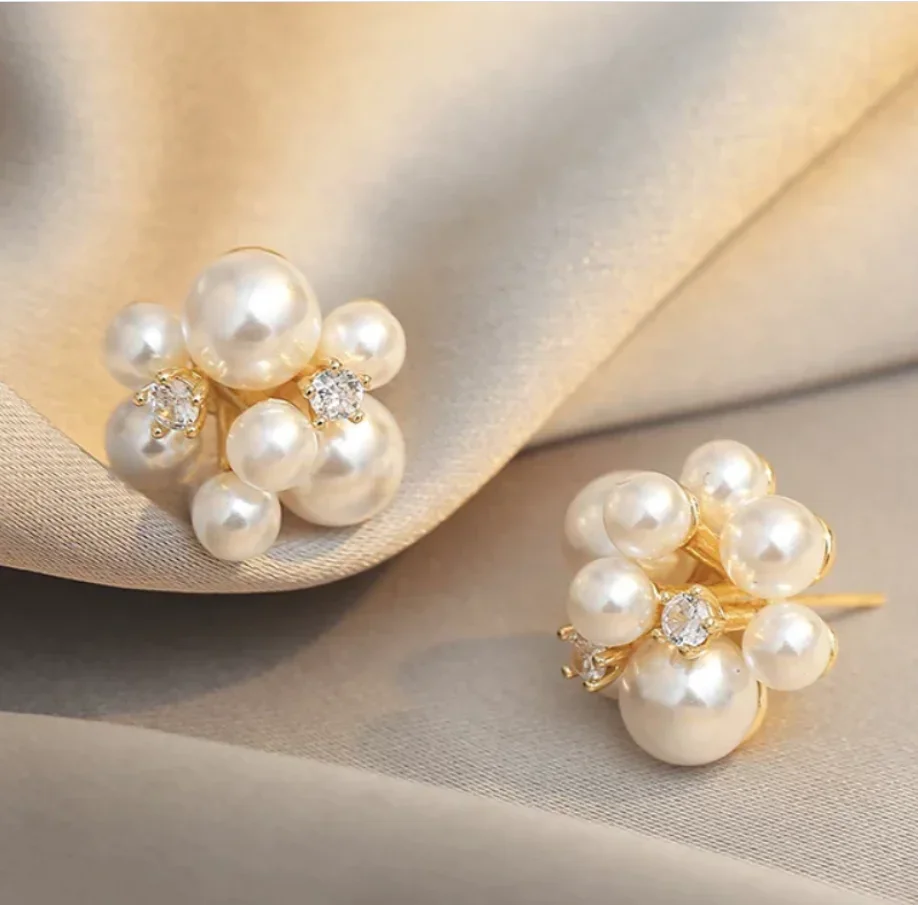 Trend French Romantic Elegant Oval Pearls Sweet Flower Pendant Stud Earrings for Women's Autumn Winter Fashion Custom Jewelry