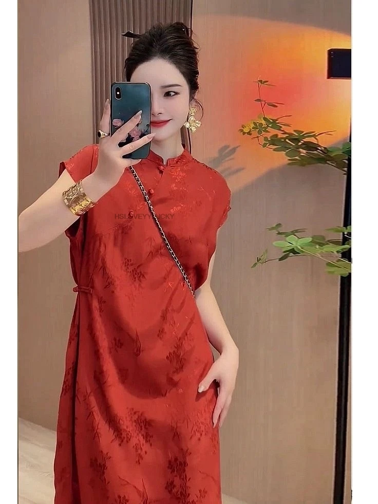 Women's Autumn New Chinese Cheongsam Red Lined Dress Sleeveless Retro Improved Qipao Vintage Satin Lady Daily Cheongsam