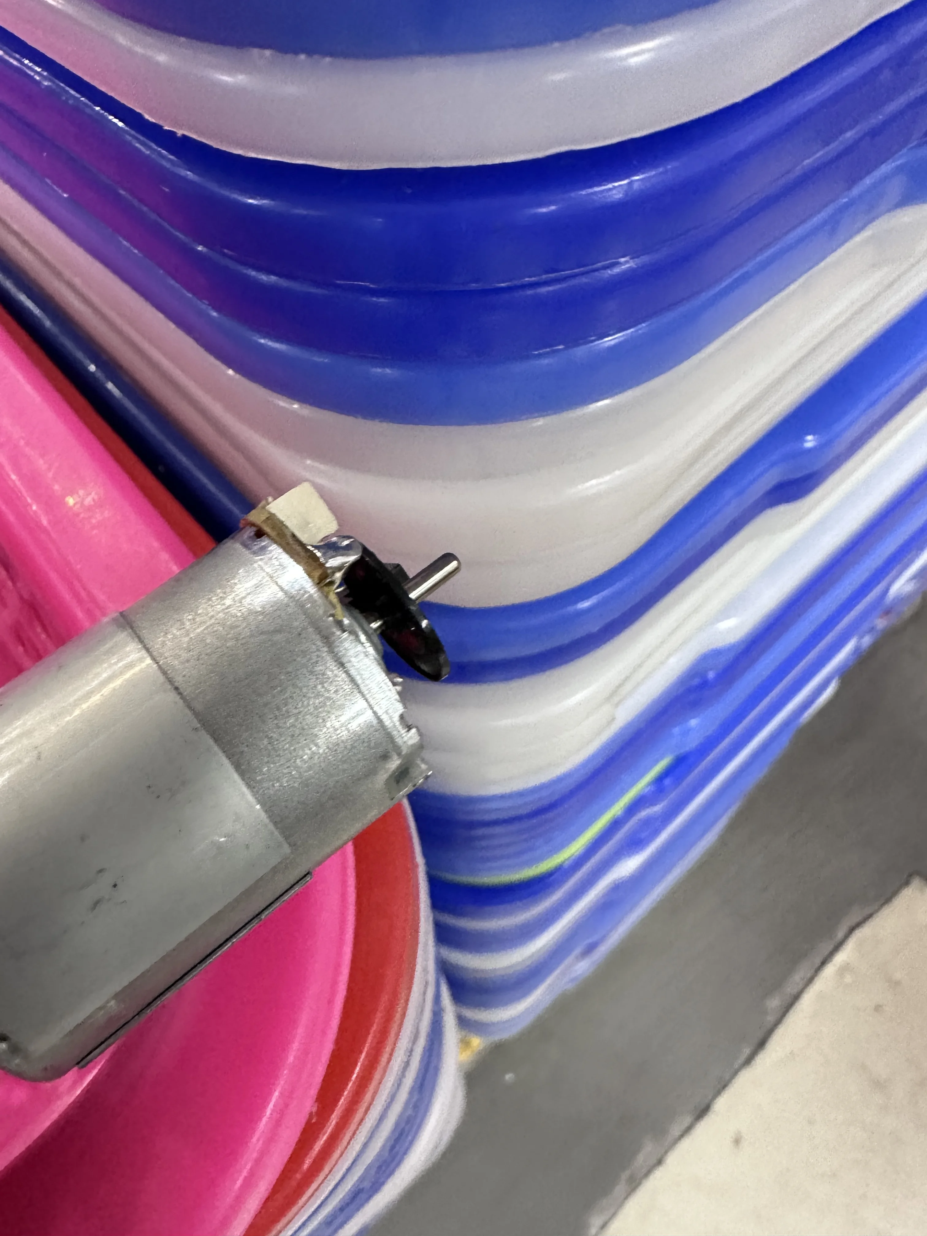 

Q6718-67017 Двигатель звездного колеса для HP Designjet T610 T620 T770 T790 T795 T1100 T1200 T2300 Z2100 Z3100 Z5200 Z5400 Q5669-60697