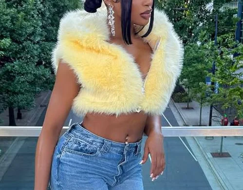 Autumn Solid Color Fur Zipper Hooded Sleeveless Crop Top Short Jacket, Fashionable Imitation Fur Sleeveless Zipper Jacket