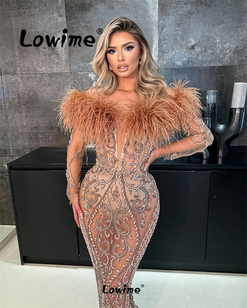 2024 Feathres Party Celebrity Dresses Long Sleeves Mermaid See Through Prom Dress Gowns Full Crystals Beaded Evening Dress Robes