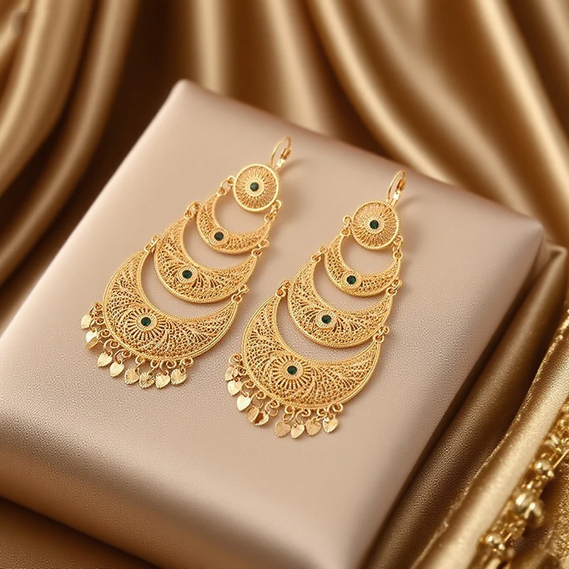 Women's Arabesque Long Dangle Earrings Moon Shape Drop Earring with Heart Tassels Vintage Ethnic Tribal Antique Jewelry