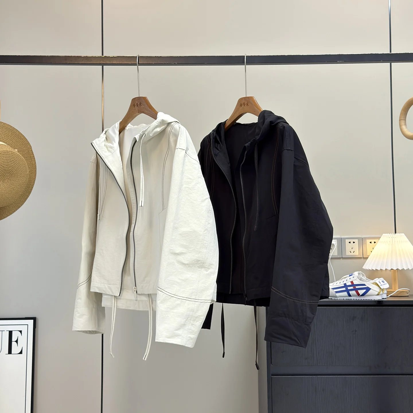 

Повседневное свободное хлопковое ветровка с капюшоном и шнурком для женщин, ветрозащитная рабочая одежда, женская куртка