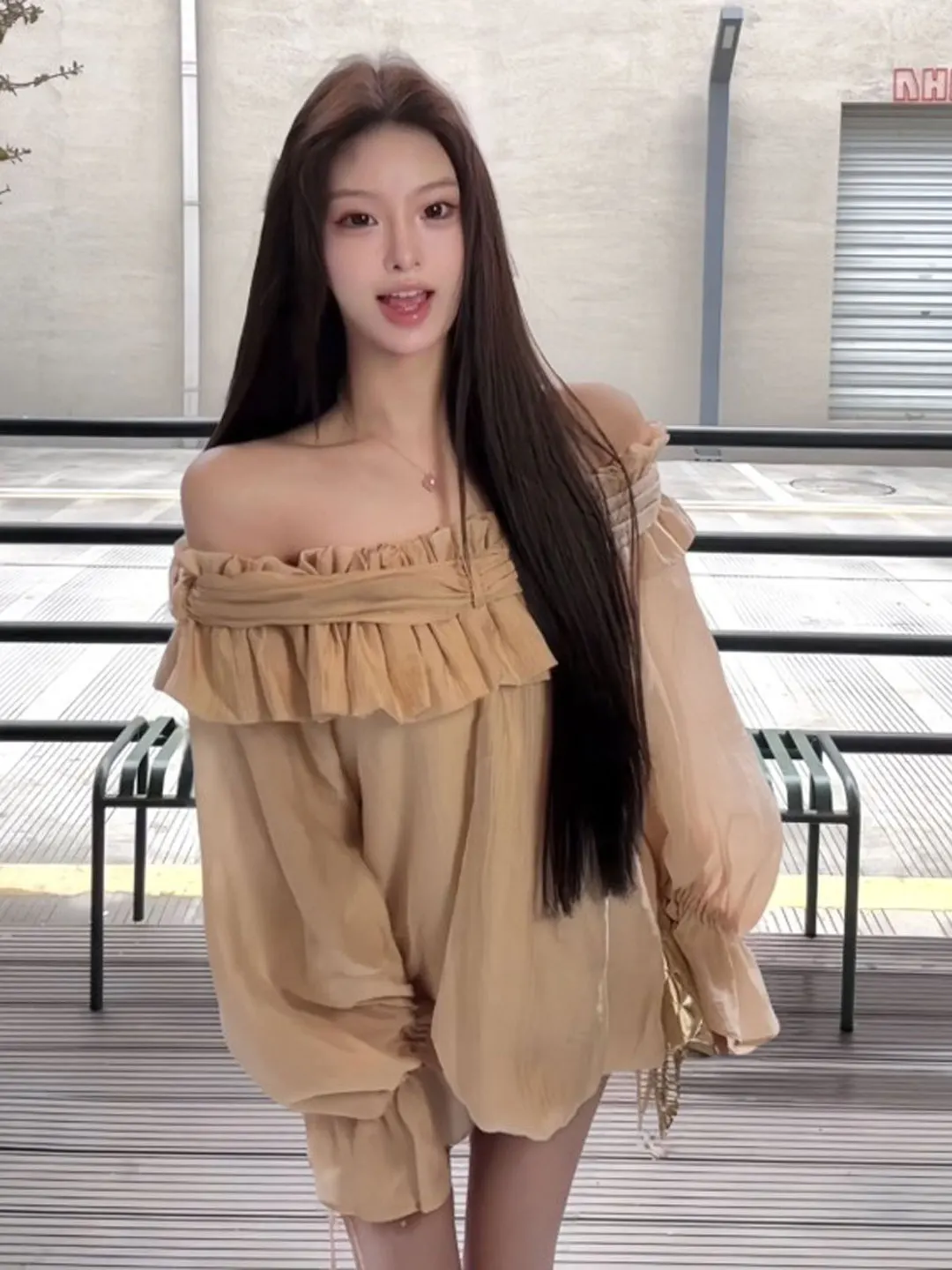 

Gentle Wind Unique One-oulder Loose irt Spring 2026 Faionable Top Women's Premium Clothing Long Sve Casual Ele