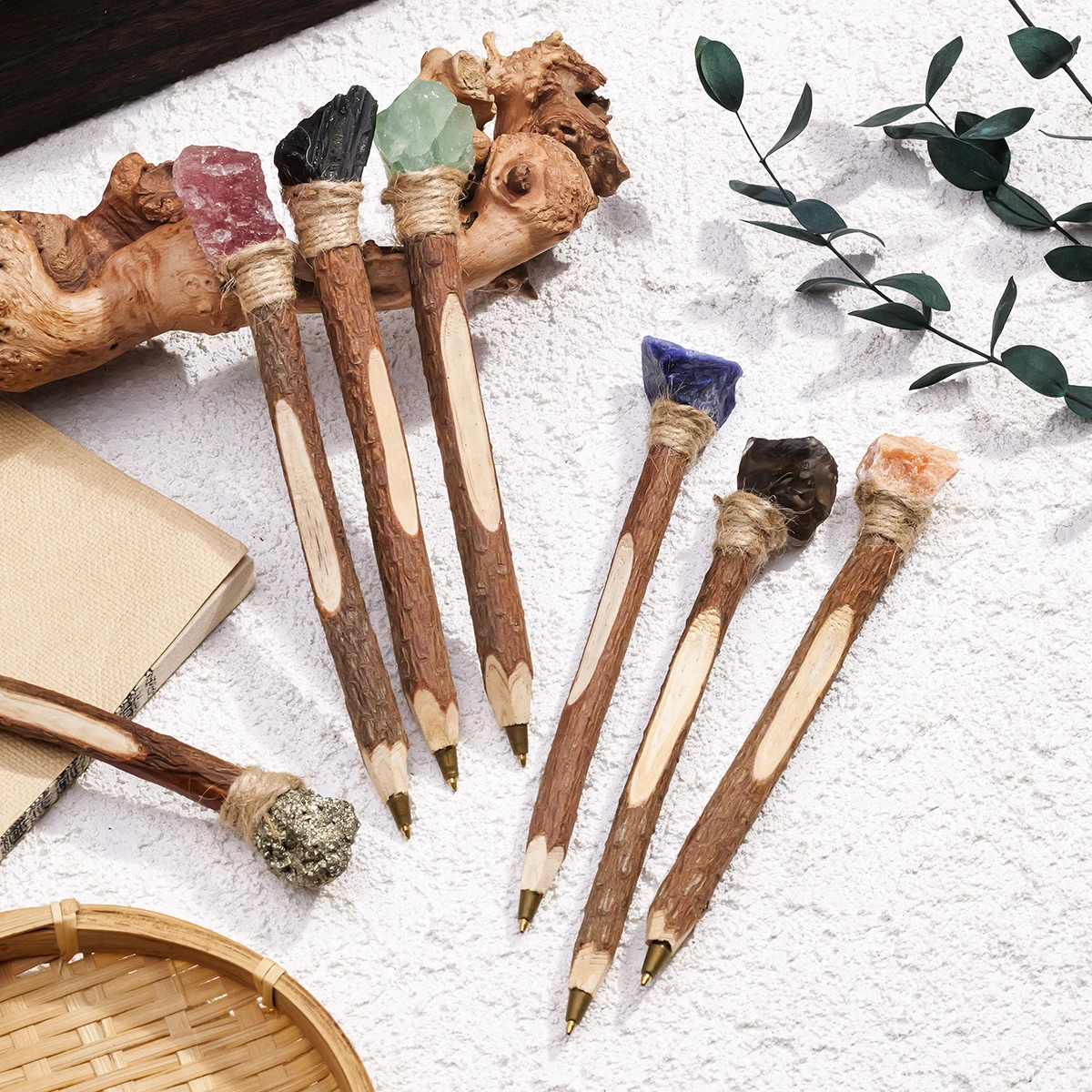 1 قطعة قلم سحري من الحجر الخام الكريستالي الطبيعي ، قلم حبر جاف خشبي مع قلم توقيع الصولجان المزخرف بالكريستال ، هدية مثالية للعطلات