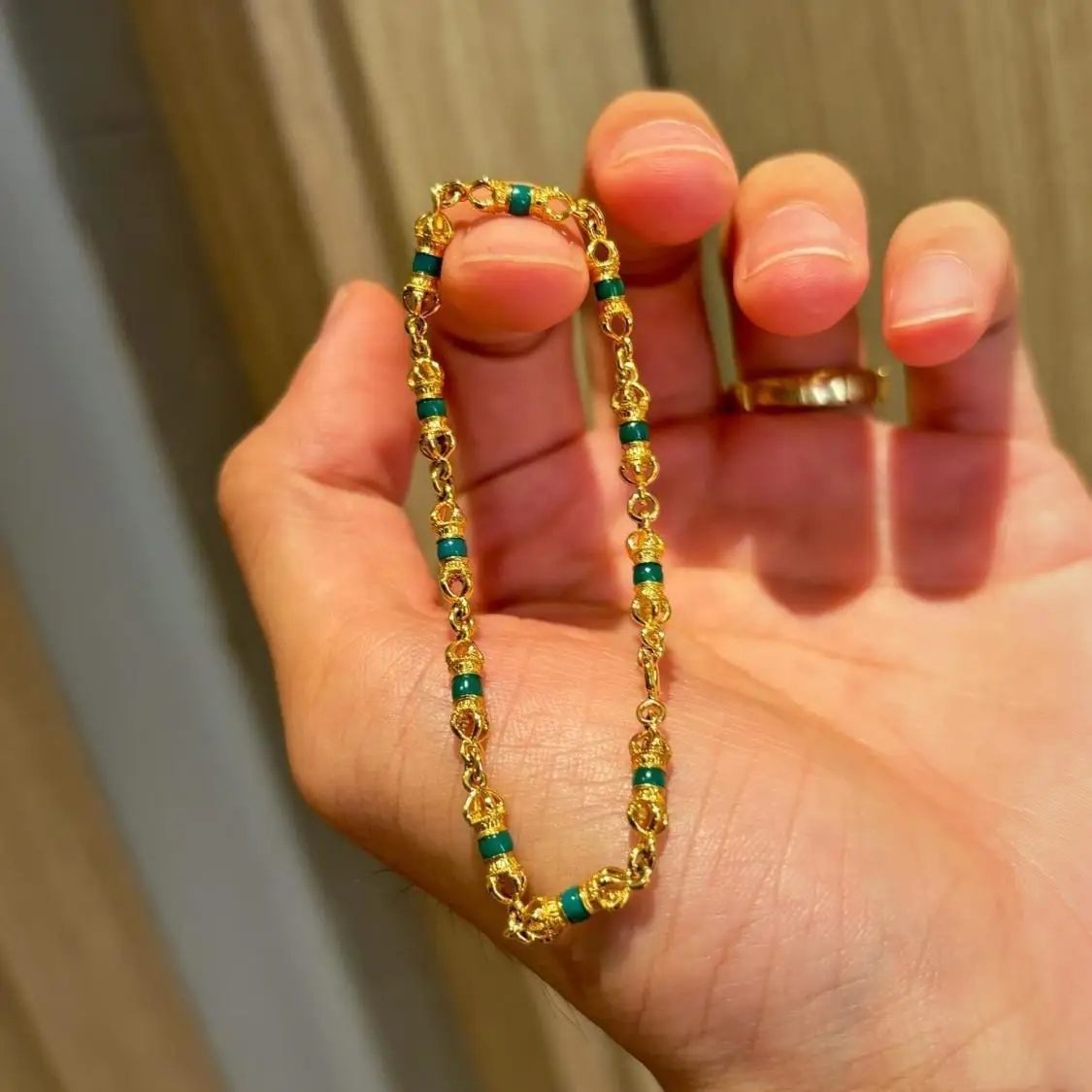 9999 24K الذهب الحقيقي على الطراز التبتي الفيروز سوار مُزين بالخرز اللون القديم فاجرا اكسسوارات سوار الرجال والنساء