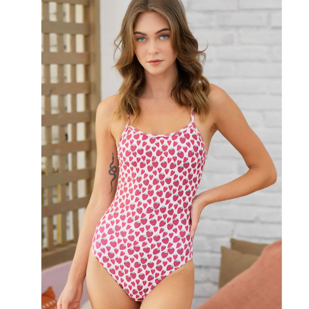 Lemango 2022 New Very Berry Strawberry Rose Womens Swimsuit  Sexy One-piece Slim High Waist Triathlon Race Bodysuit Open Water