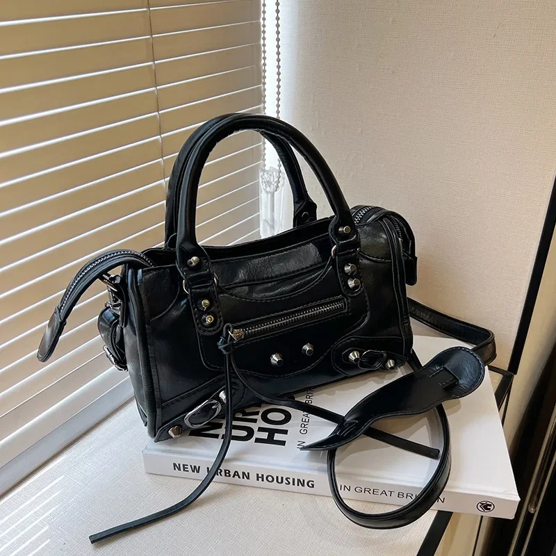 

2025 Autumn Winter! Niche Handbag - Retro Square Bag with Rivet Decor, Motorcycle Style,Women's Fashionable Small Tote