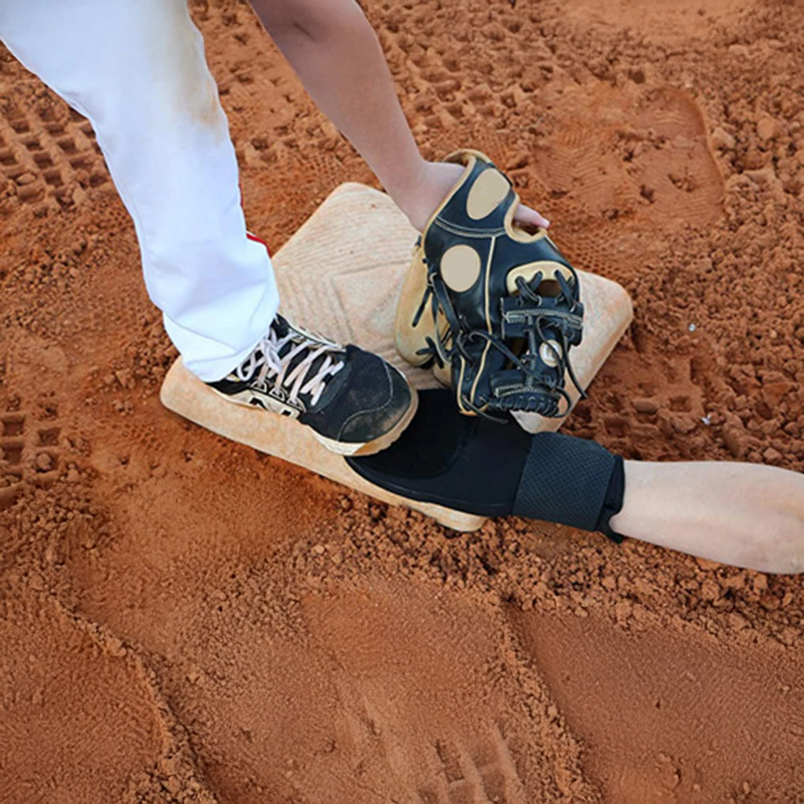 Thumbnail 4 - #17 Trending Baseball Gloves & Mitts Right Now