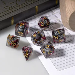 Conjunto de dados de resina sólida para jogo de D & D, palavra dourada, série crânio, poliédrico multifacetado, RPG, D6 ~ D20, DND, 1-7pcs